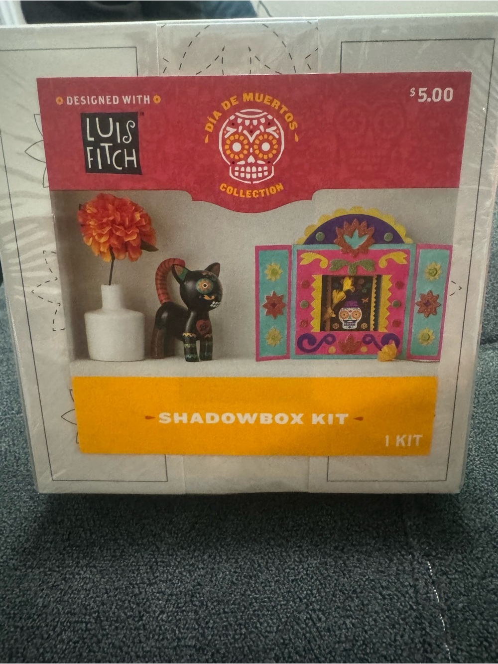 Luis Fitch Día de Muertos Shadowbox Kit with cat and dog Alebriges